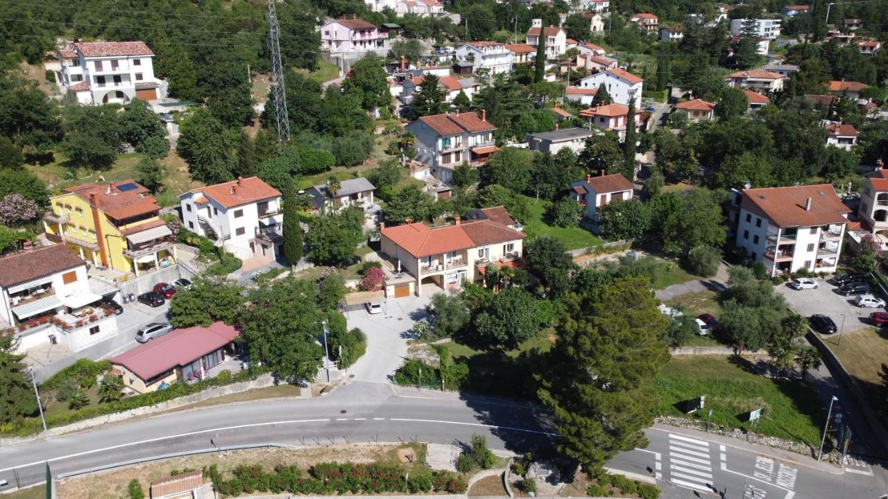 Apartments Branka Мощеничка-Драга Экстерьер фото