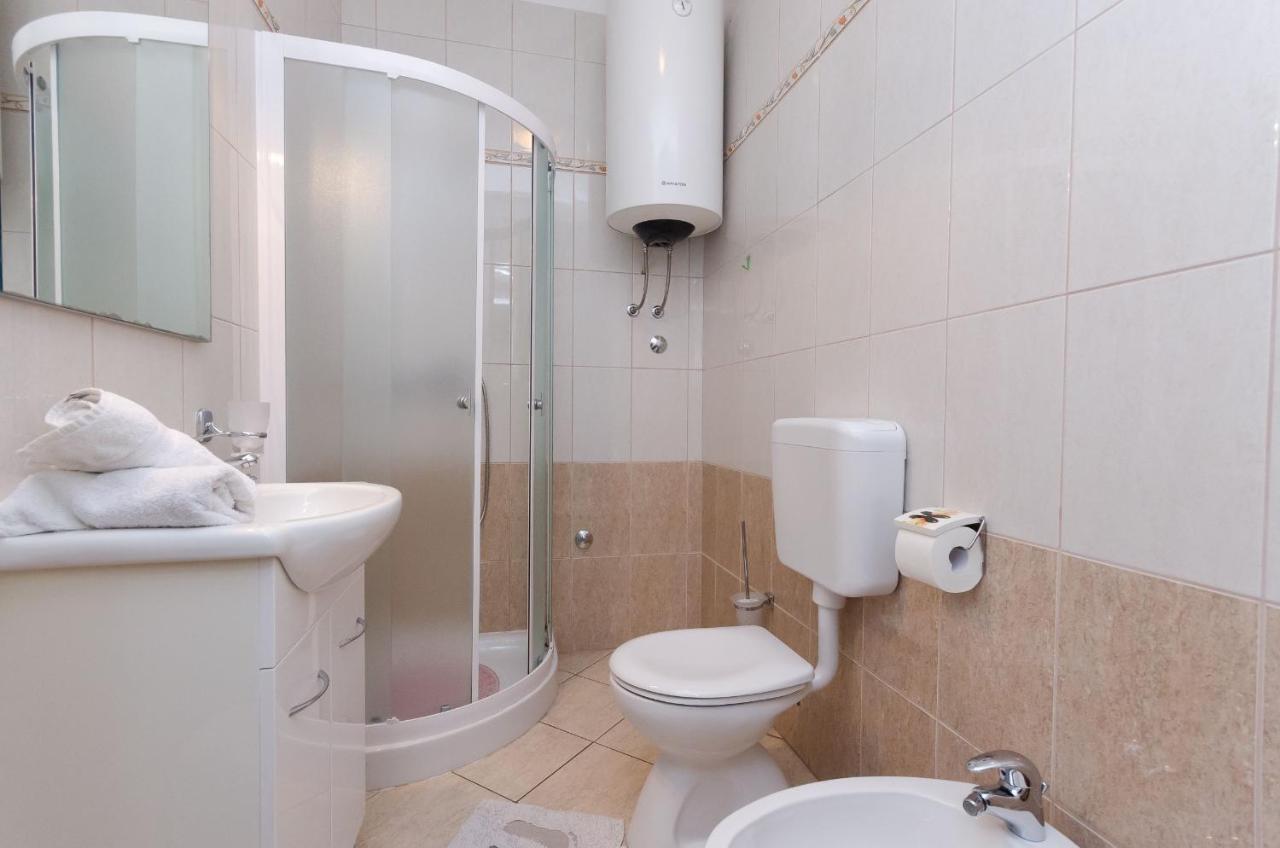 Apartments Branka Мощеничка-Драга Экстерьер фото