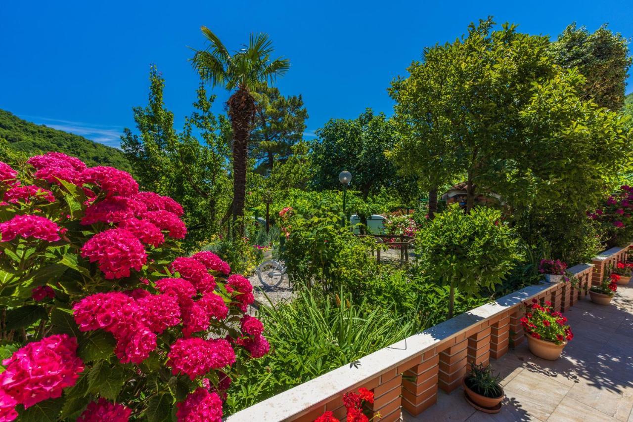 Apartments Branka Мощеничка-Драга Экстерьер фото